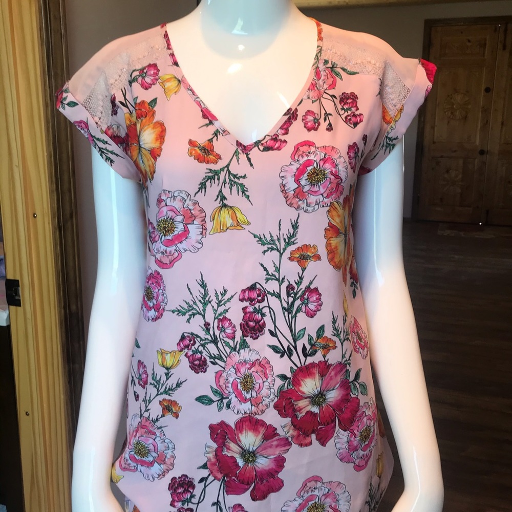 Express Floral Blouse